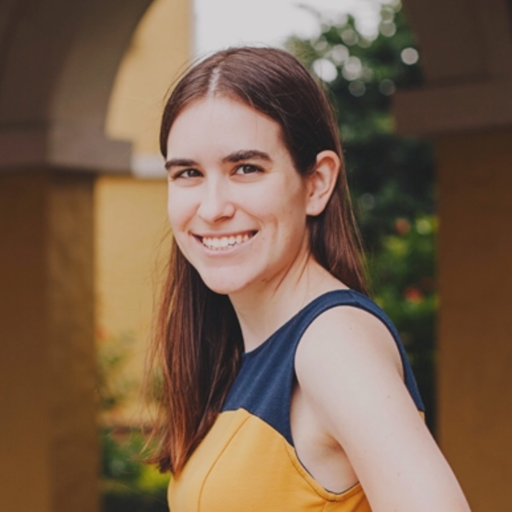 Meet your Posher, Elizabeth